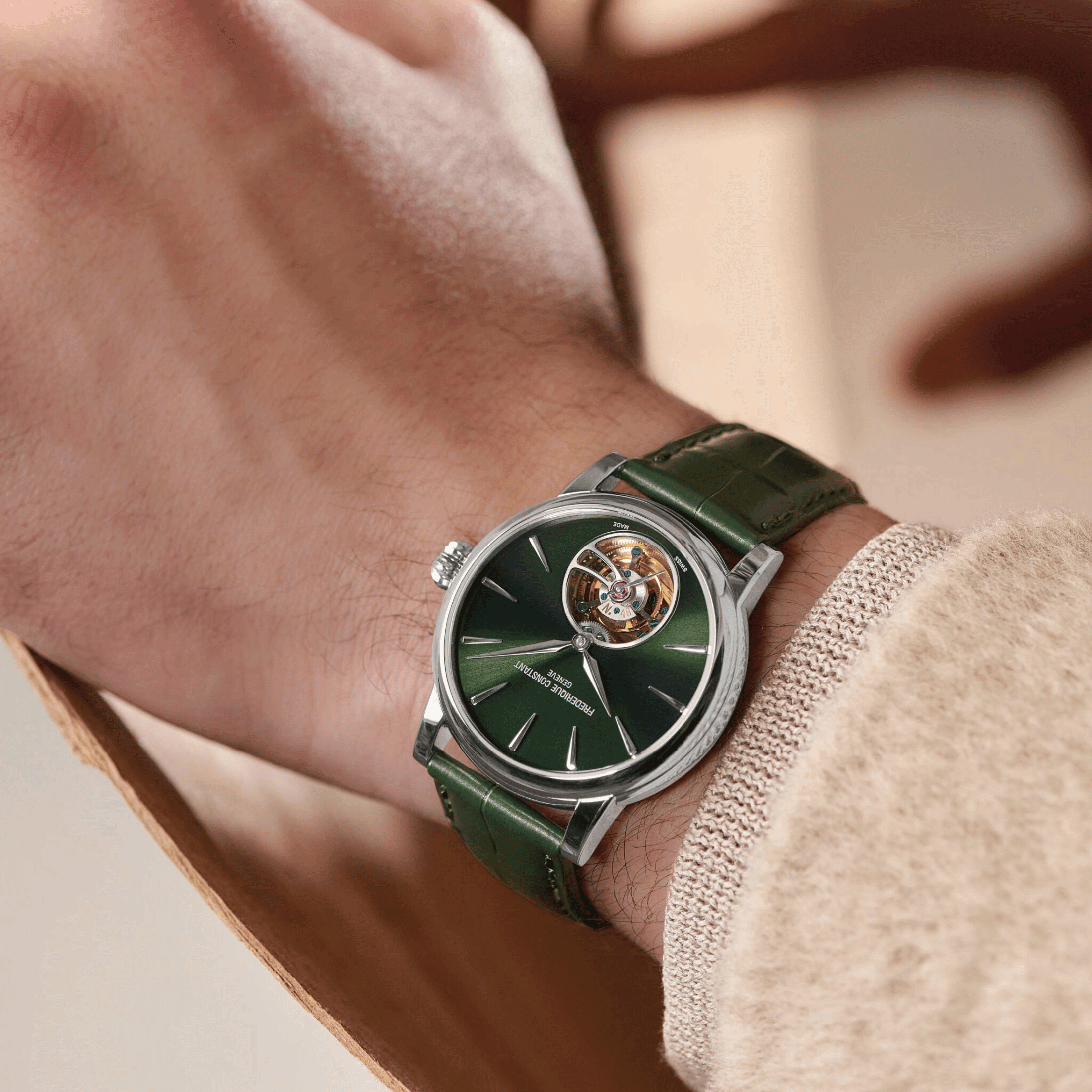 Montre Frederique Constant Classic Tourbillon Manufacture automatique cadran vert bracelet cuir 39 mm
