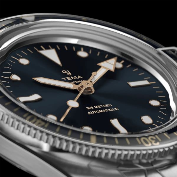 Yema Superman Gilt CMM.10 automatic blue dial steel bracelet 41 mm