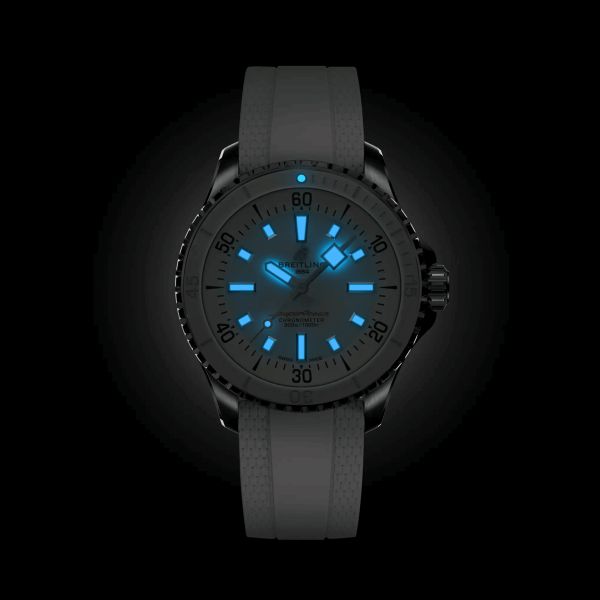 Breitling Superocean automatic watch white dial white rubber strap 36 mm A17377211A1S1