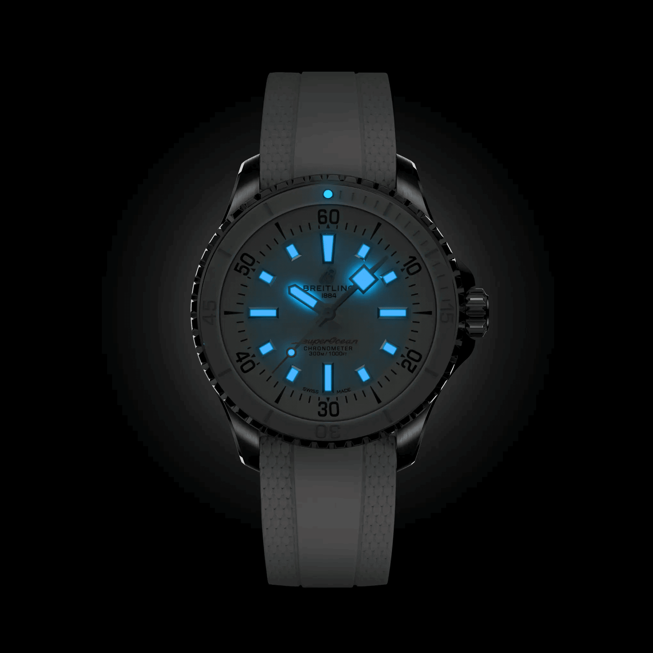 Montre Breitling Superocean automatique cadran blanc bracelet caoutchouc blanc 36 mm A17377211A1S1