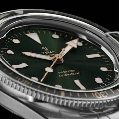 Yema Superman Gilt CMM.10 automatic green dial steel bracelet 41 mm