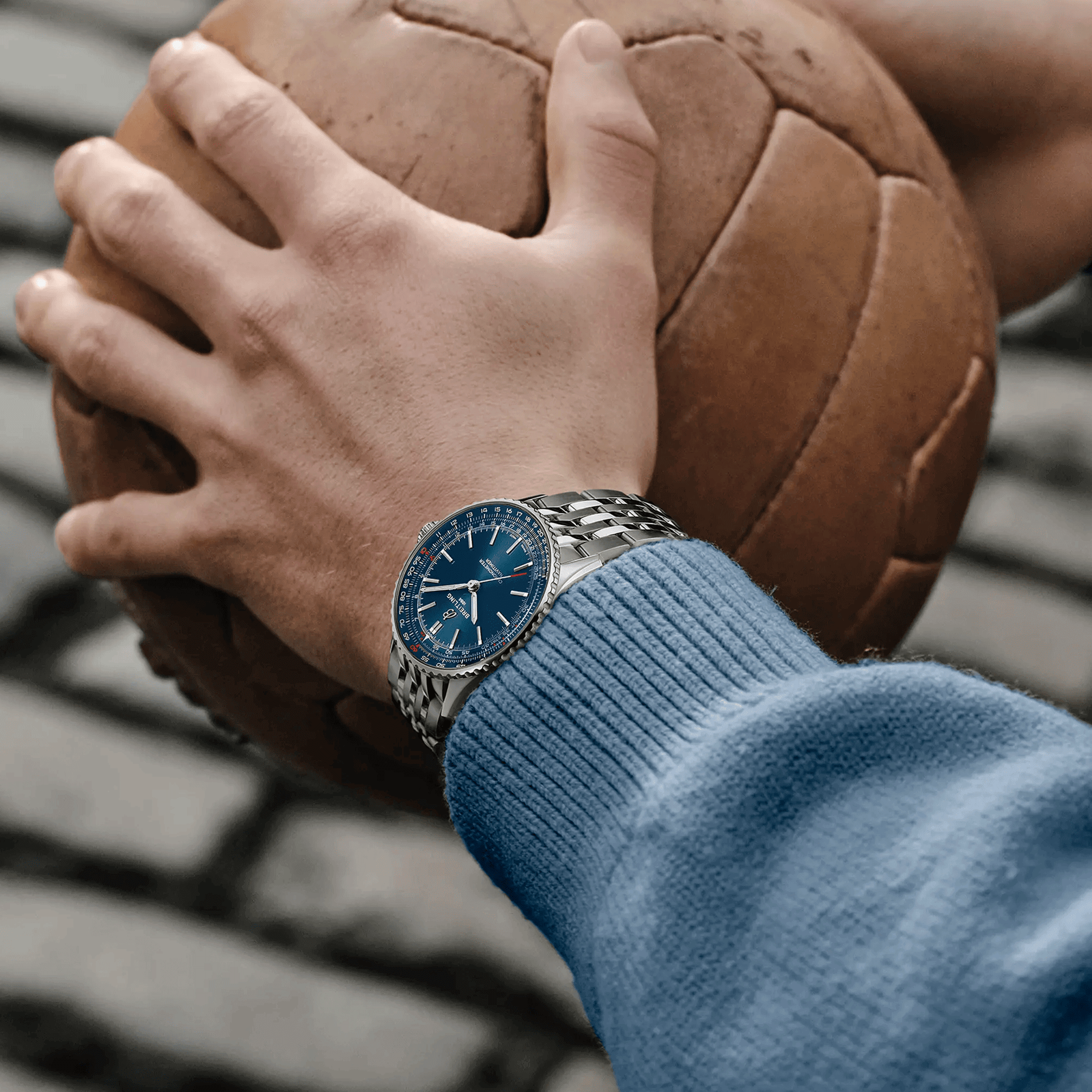 Montre Breitling Navitimer 2024 automatique cadran bleu bracelet acier 41 mm A17329161C1A1