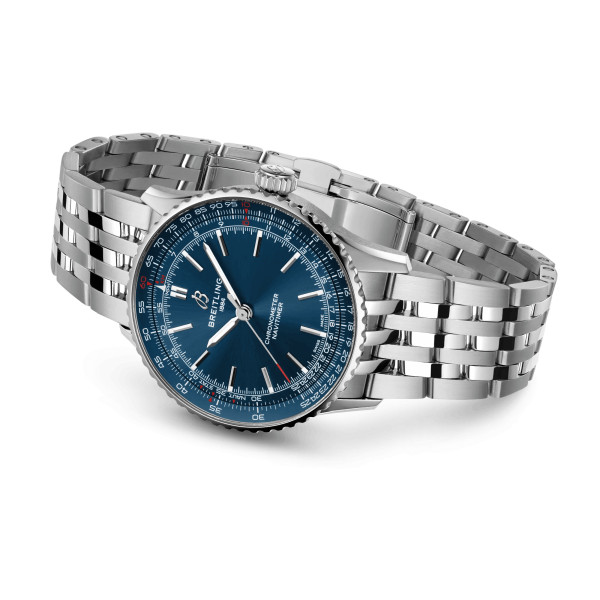 Montre Breitling Navitimer 2024 automatique cadran bleu bracelet acier 41 mm A17329161C1A1