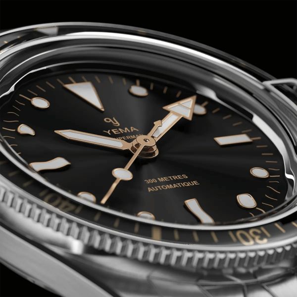 Yema Superman Gilt CMM.10 automatic black dial steel bracelet 41 mm