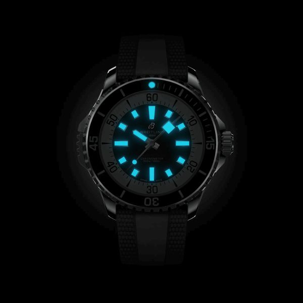 Montre Breitling Superocean automatique cadran bleu bracelet caoutchouc bleu 46 mm A17378211B1S1