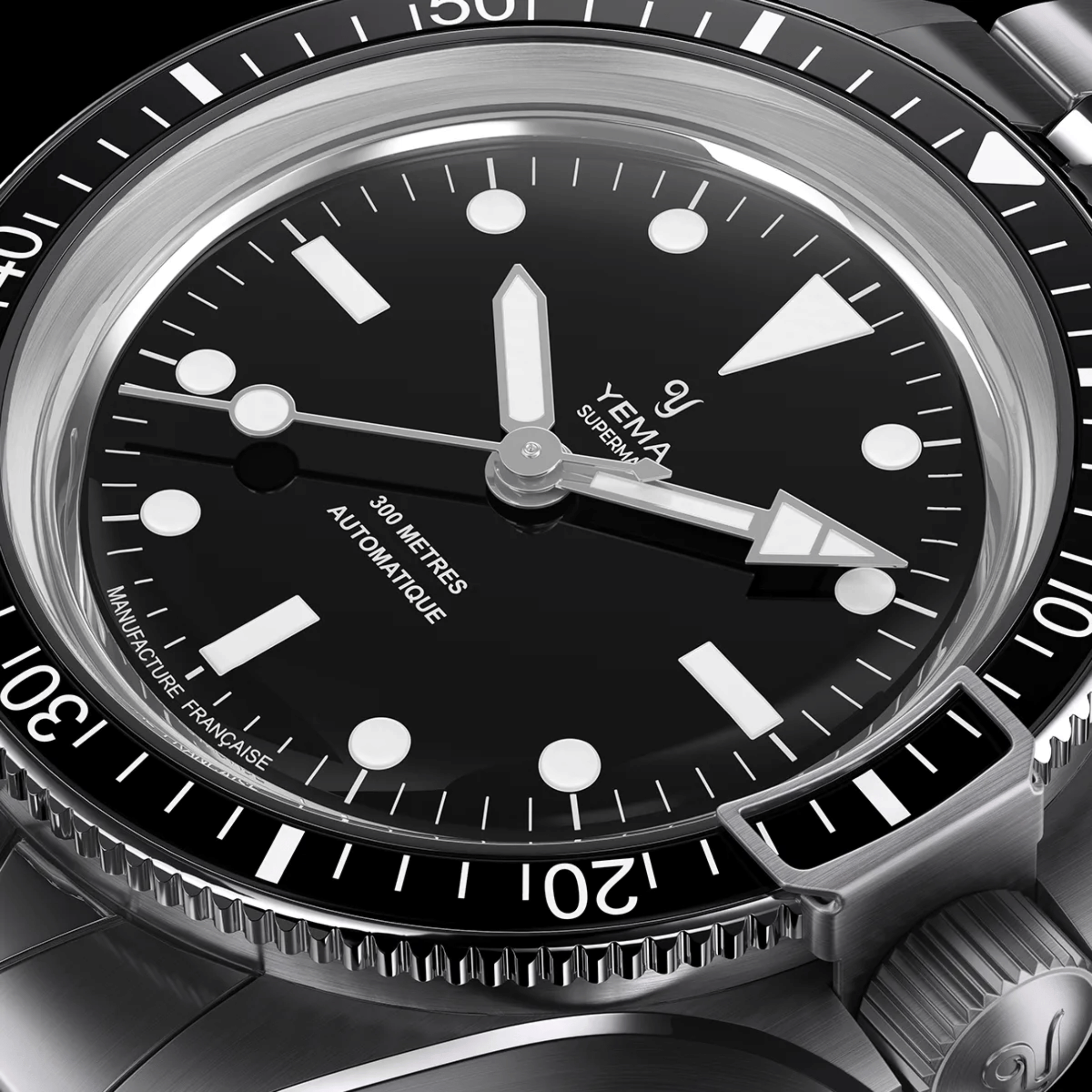 Yema Superman Steel CMM.10 automatic black dial steel bracelet 41 mm