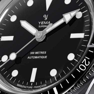 Yema Superman Steel CMM.10 automatic black dial steel bracelet 39 mm