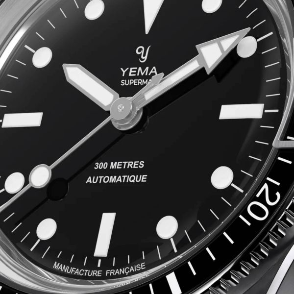 Yema Superman Steel CMM.10 automatic black dial steel bracelet 39 mm