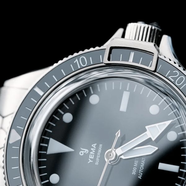 Yema Superman Steel CMM.10 automatic black dial steel bracelet 39 mm