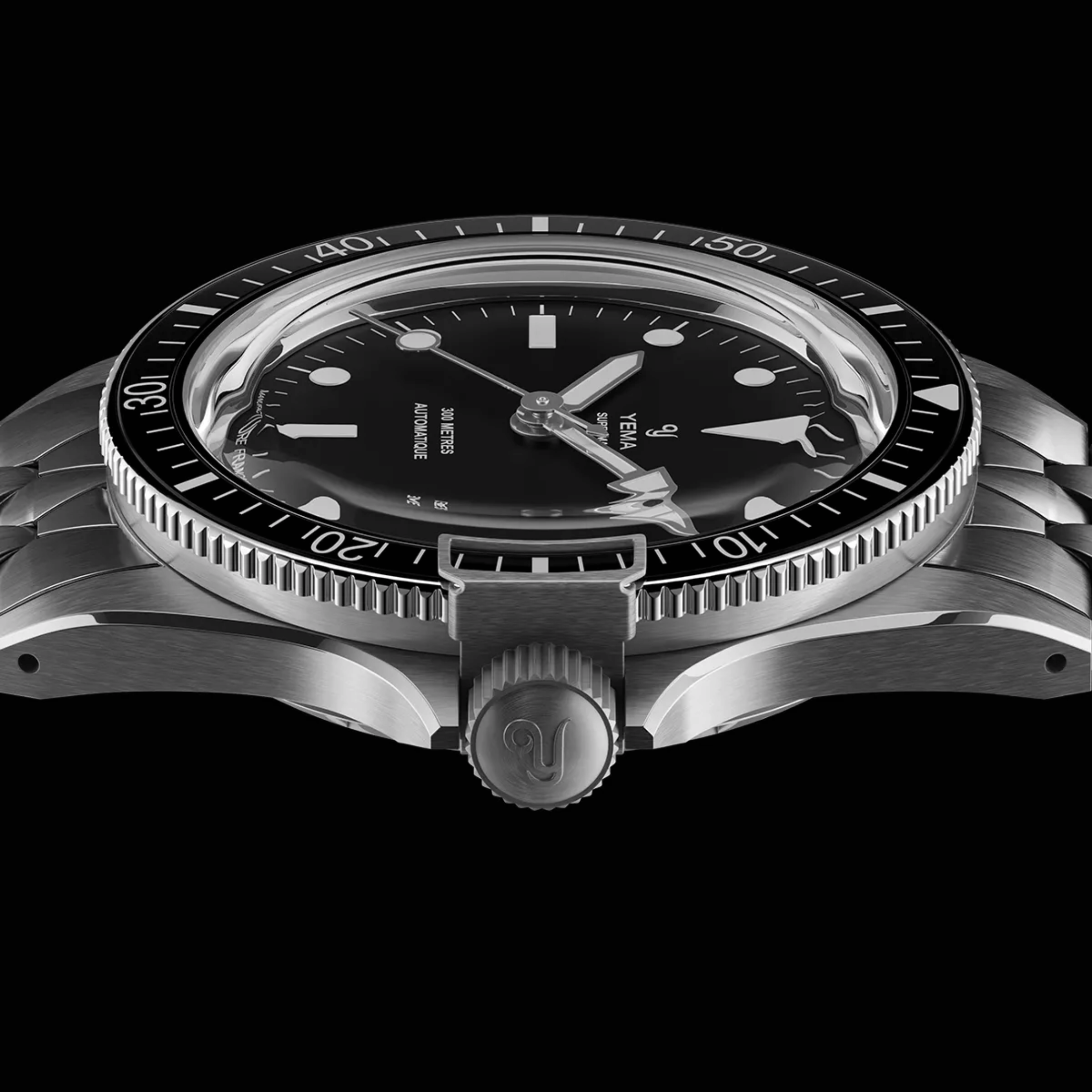 Yema Superman Steel CMM.10 automatic black dial steel bracelet 39 mm