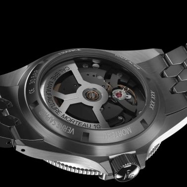 Yema Superman Steel CMM.10 automatic black dial steel bracelet 39 mm