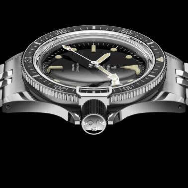 Montre Yema Superman Swiss Edition automatique cadran noir bracelet acier 39 mm