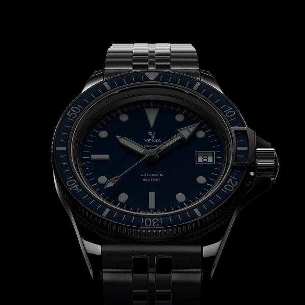 Montre Yema Superman Swiss Edition automatique cadran bleu bracelet acier 39 mm