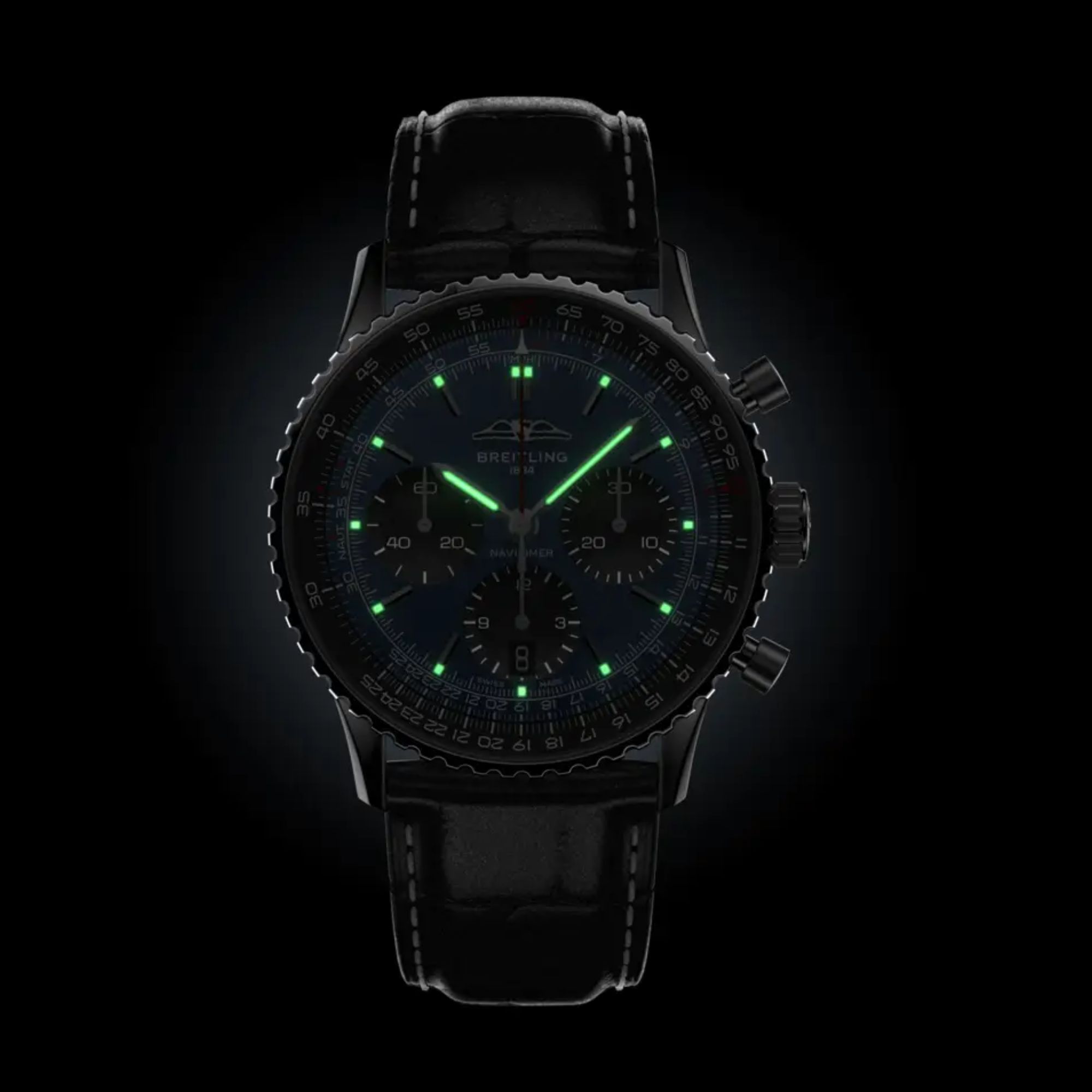 Montre Breitling Navitimer automatique B01 Chronographe cadran bleu bracelet cuir noir 41 mm