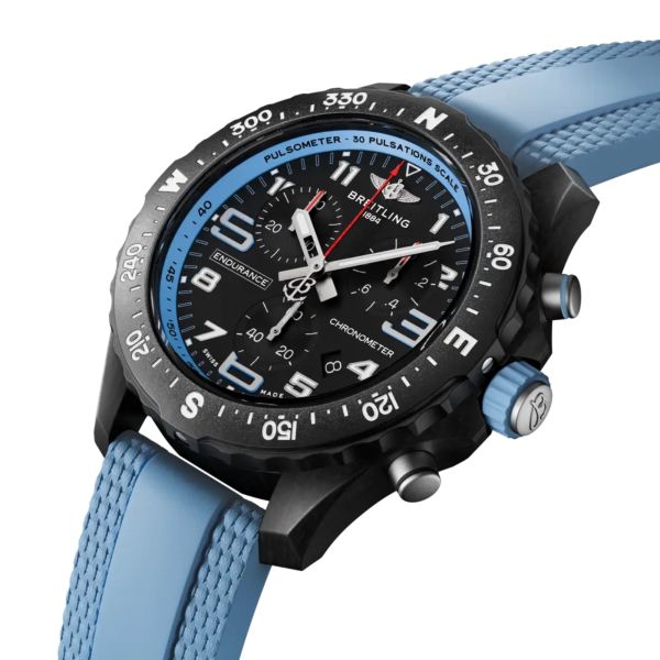 Montre Breitling Professional Endurance Pro quartz cadran noir bracelet caoutchouc bleu clair 38 mm