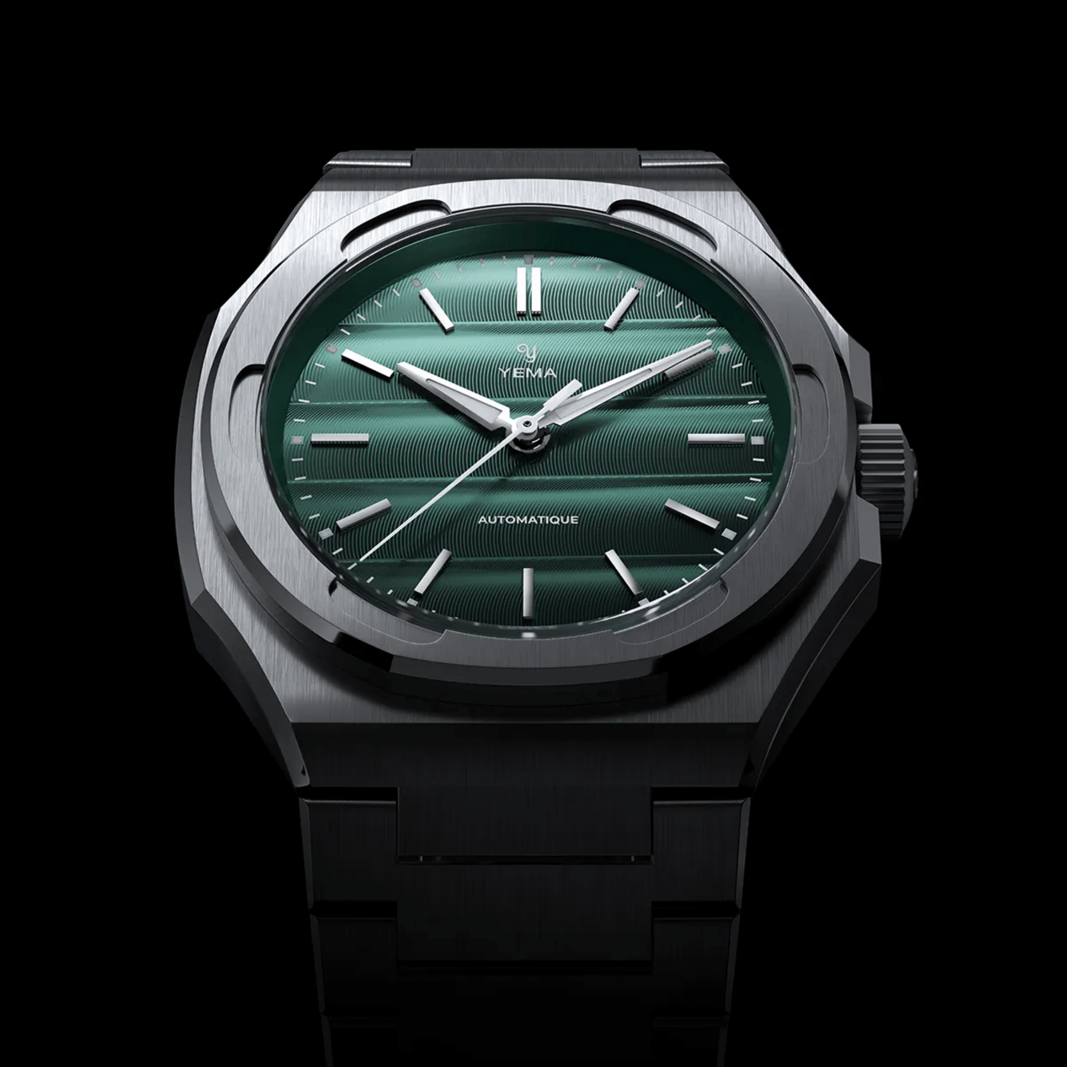 Yema Wristmaster Traveller automatic green dial steel bracelet 39 mm