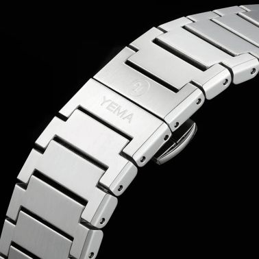 Montre Yema Wristmaster Traveller automatique cadran vert bracelet acier 39 mm