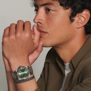 Longines Conquest 2023 automatic watch green dial steel bracelet 41 mm