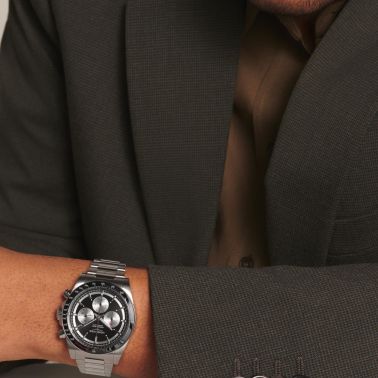 Montre Longines Conquest Chronographe 2023 automatique cadran noir bracelet acier 42 mm