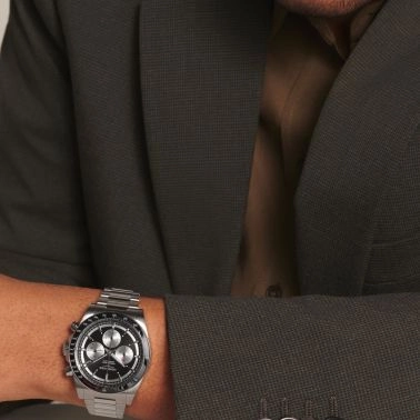 Montre Longines Conquest Chronographe 2023 automatique cadran noir bracelet acier 42 mm