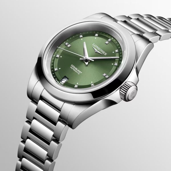 Montre Longines Conquest 2023 automatique index diamants cadran vert bracelet acier 34 mm