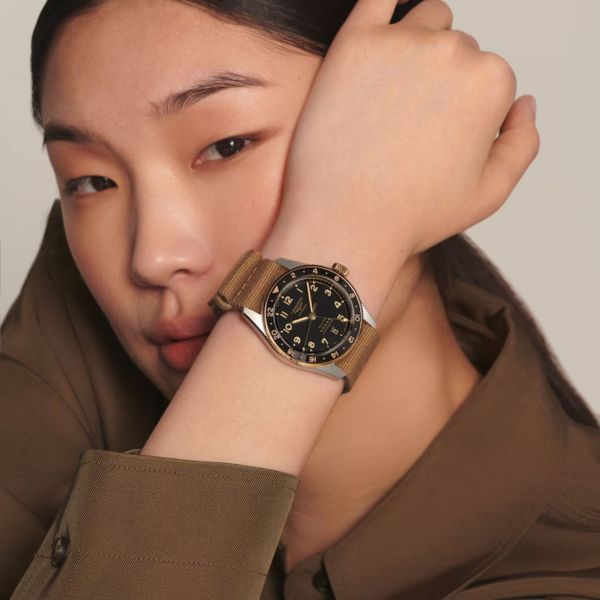 Montre Longines Spirit Zulu Time Steel&Gold automatique cadran noir bracelet NATO brun 39 mm