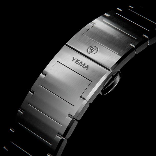 Yema Wristmaster Slim CMM.20 Micro-Rotor automatic blue dial steel bracelet 39 mm