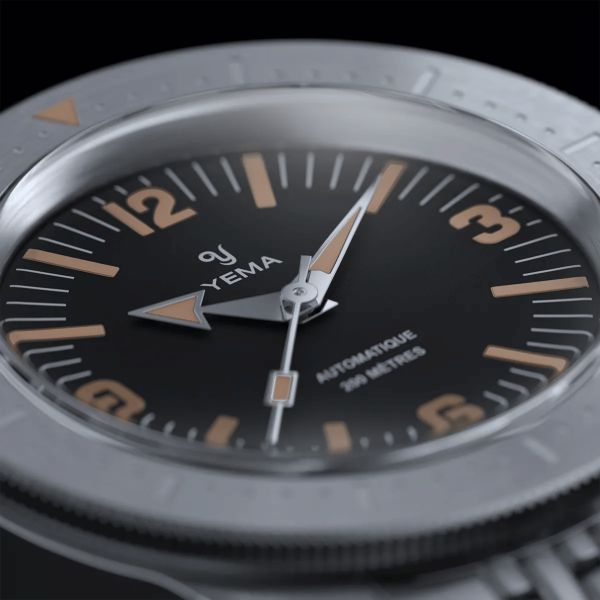 Yema Diver automatic black dial steel bracelet 39,5 mm