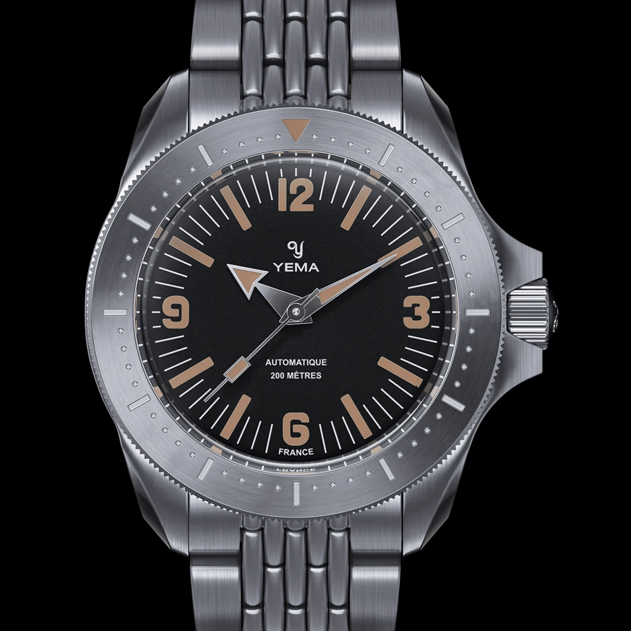 Yema Diver automatic black dial steel bracelet 39,5 mm