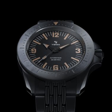 Montre Yema Diver automatique cadran noir bracelet acier 39,5 mm