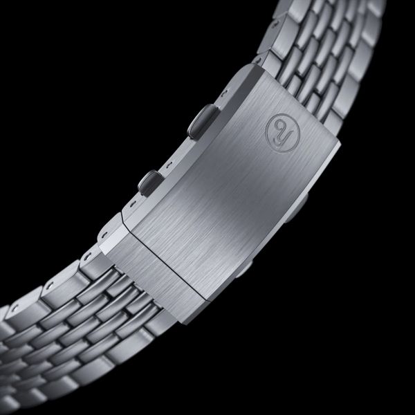 Montre Yema Diver automatique cadran noir bracelet acier 39,5 mm