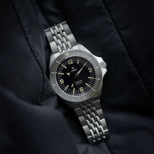 Yema Diver automatic black dial steel bracelet 39,5 mm