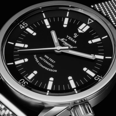 Montre Yema Navygraf Super Compressor automatique cadran noir bracelet tropic 38,5 mm