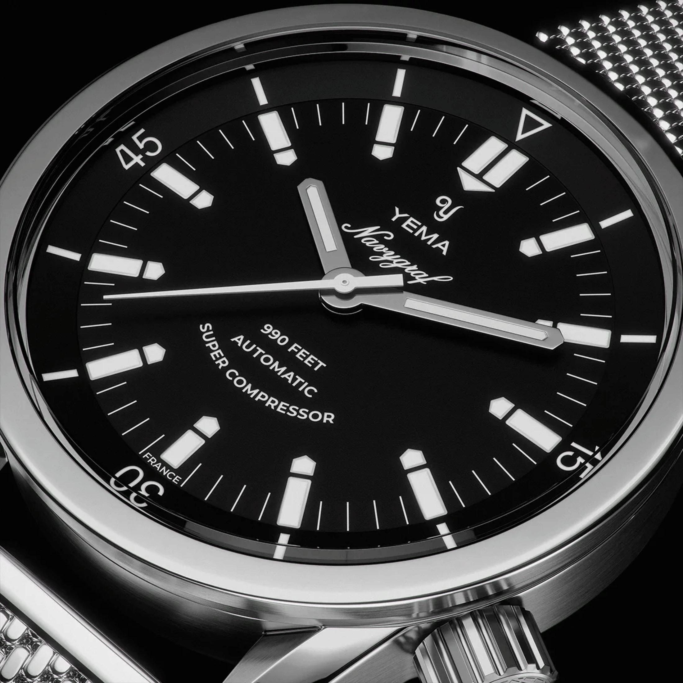 Montre Yema Navygraf Super Compressor automatique cadran noir bracelet tropic 38,5 mm