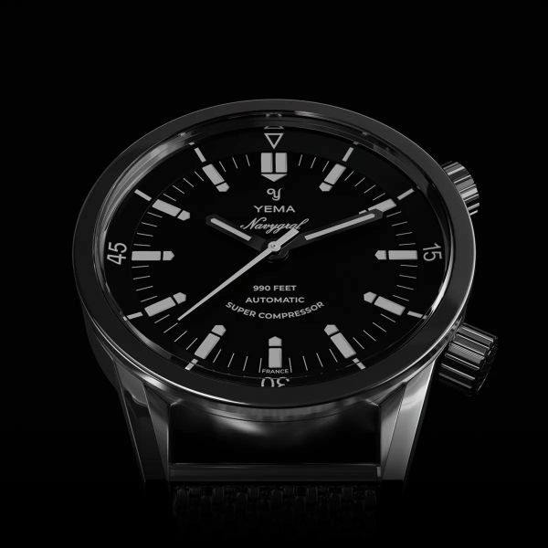 Montre Yema Navygraf Super Compressor automatique cadran noir bracelet tropic 38,5 mm