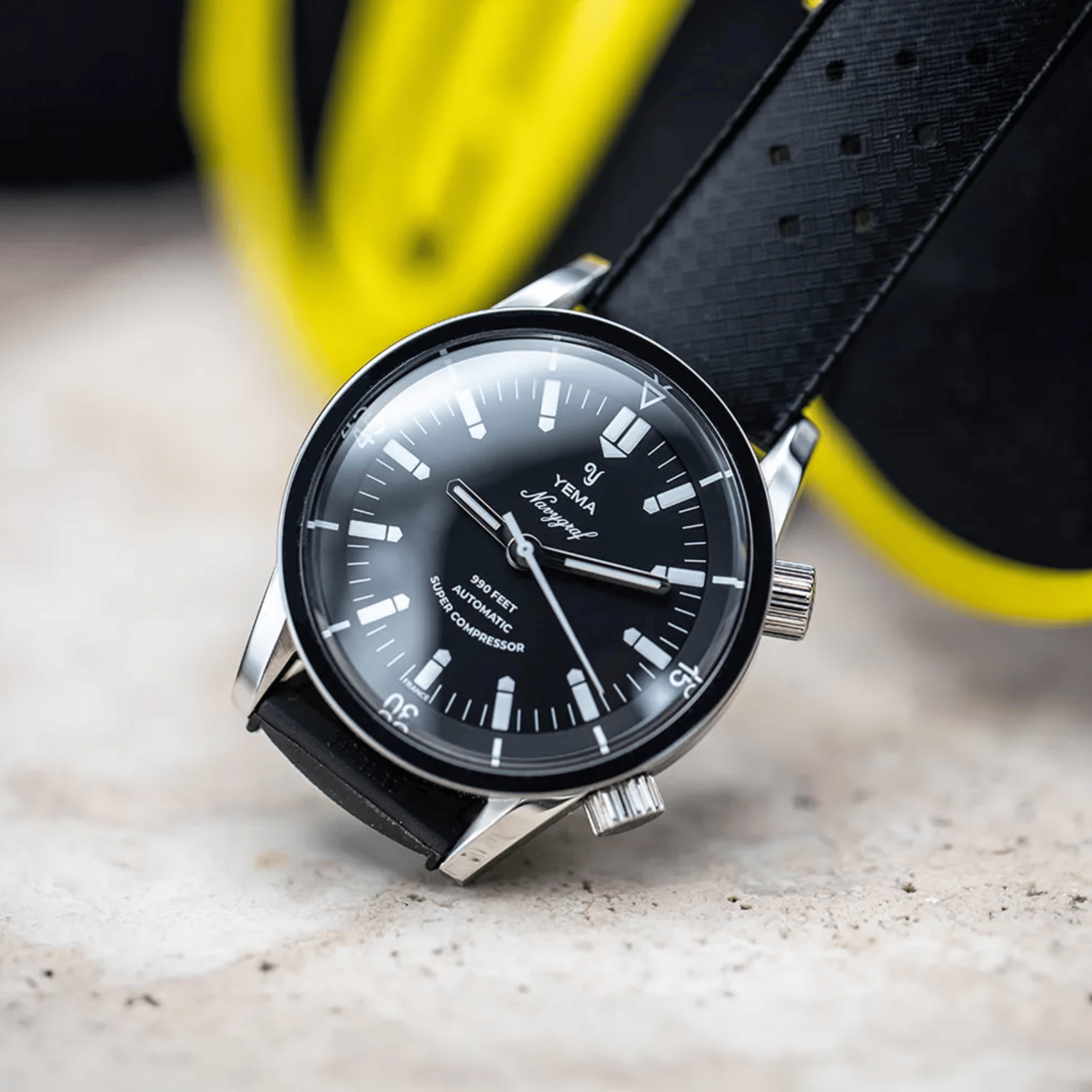Yema Navygraf Super Compressor automatic black dial tropic bracelet 38,5 mm