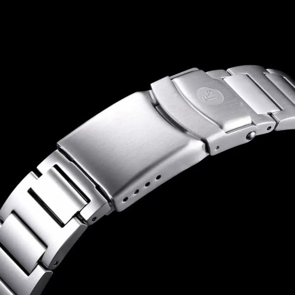 Yema Navygraf CMM.10 automatic black dial steel bracelet 39 mm