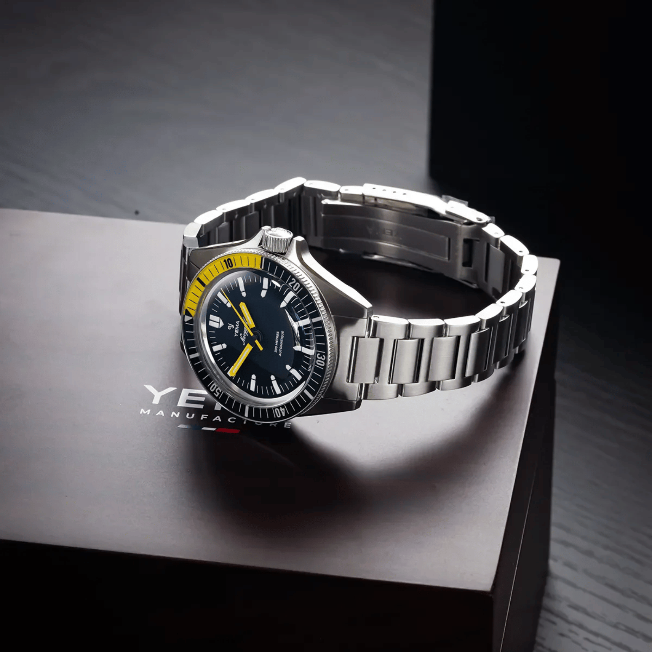 Yema Navygraf CMM.10 automatic black dial steel bracelet 39 mm