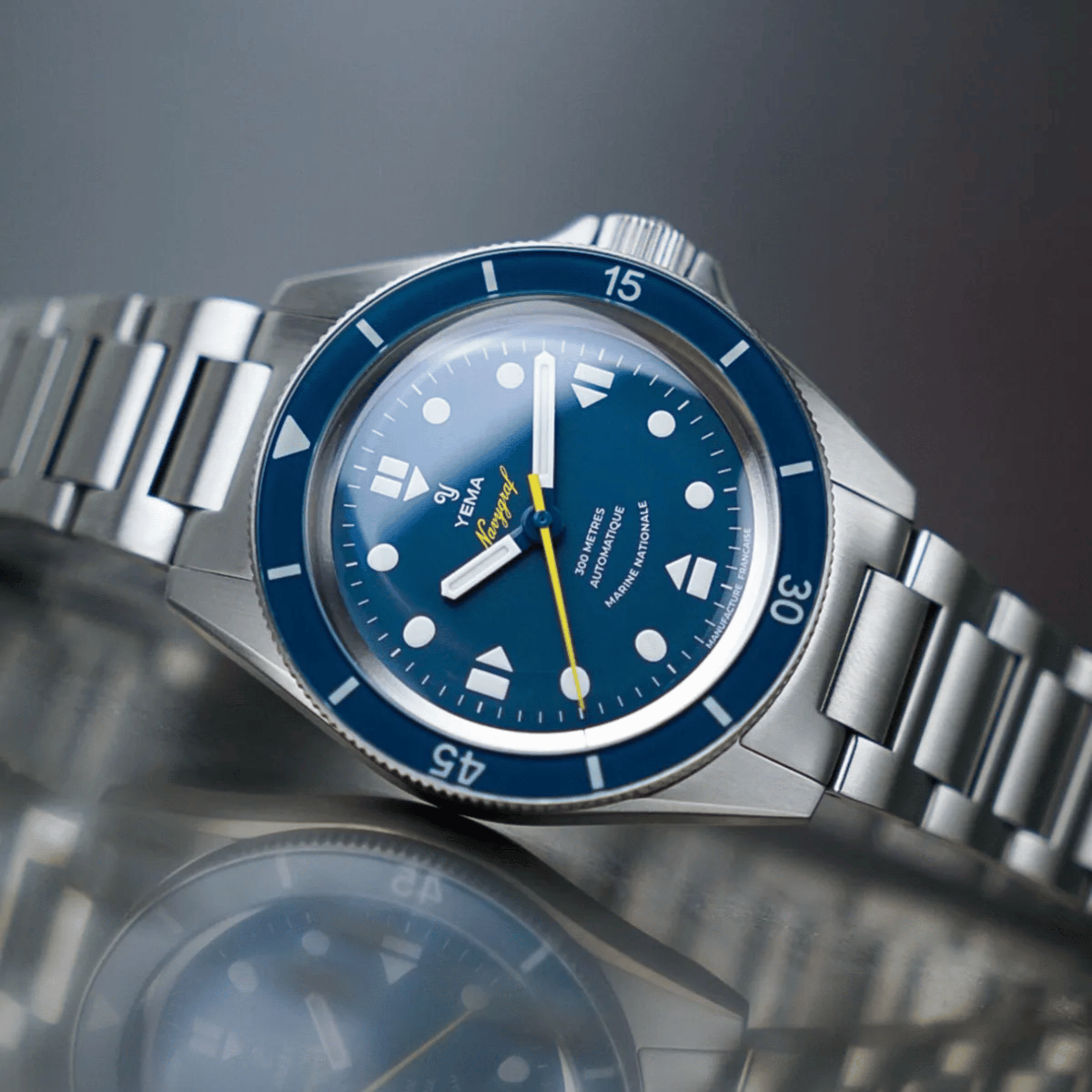 Yema Navygraf Marine Nationale CMM.10 automatic blue dial steel bracelet 39 mm