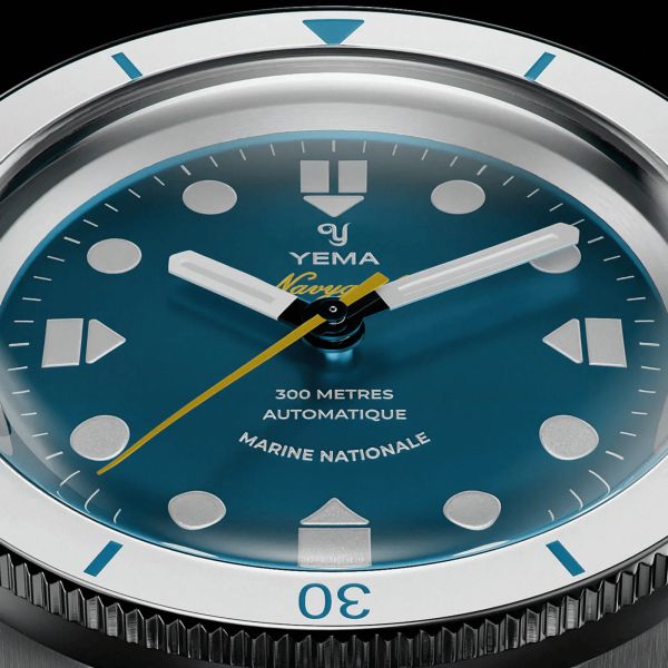 Yema Navygraf Marine Nationale CMM.10 automatic blue dial steel bracelet 39 mm