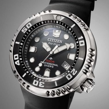 Montre Citizen Promaster Marine Eco-Drive Professional Diver 300 m cadran noir bracelet caoutchouc 46 mm