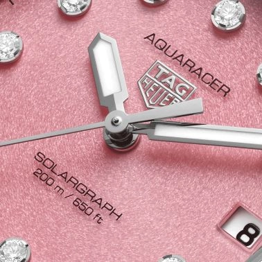 Montre TAG Heuer Aquaracer Professional 200 Solargraph solaire index diamants cadran rose bracelet acier 34 mm WBP1318.BA0005