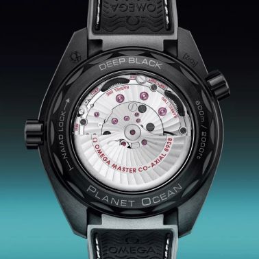 Omega Seamaster Planet Ocean 600M Worldtimer black ceramic black dial rubber strap 45,5 mm