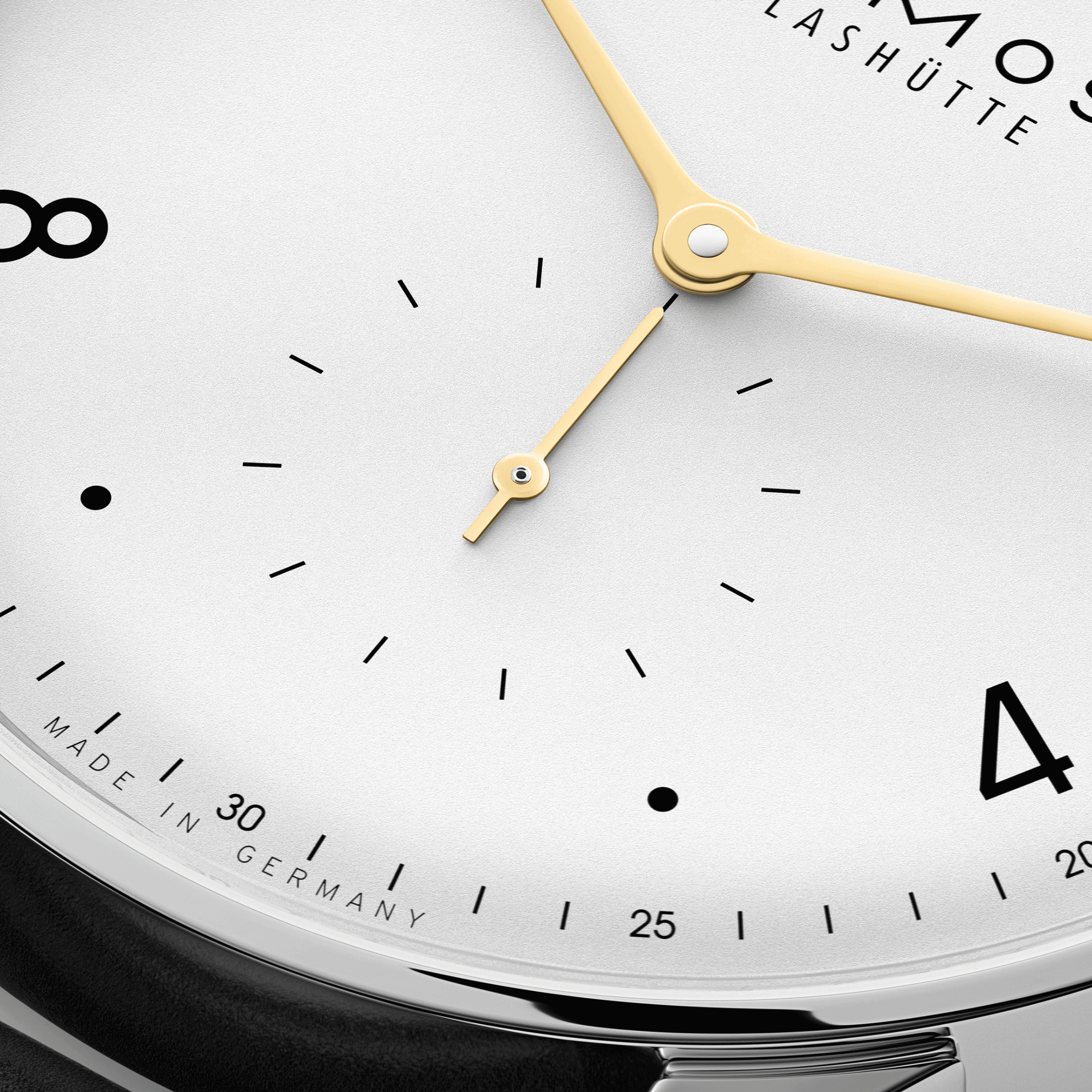 Montre NOMOS Minimatik 39 Date Gold automatique cadran blanc argenté automatique bracelet cuir 39 mm