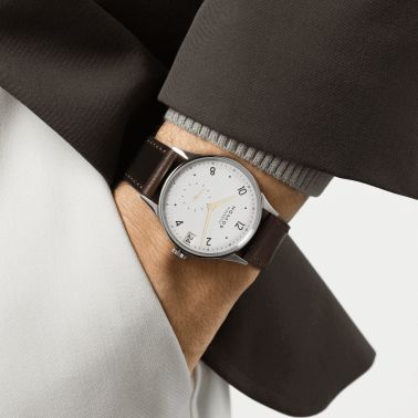 Montre NOMOS Minimatik 39 Date Gold automatique cadran blanc argenté automatique bracelet cuir 39 mm