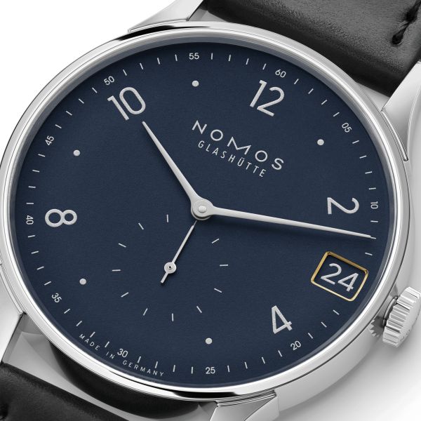 Montre NOMOS Minimatik 39 Date Blue automatique cadran bleu automatique bracelet cuir 39 mm