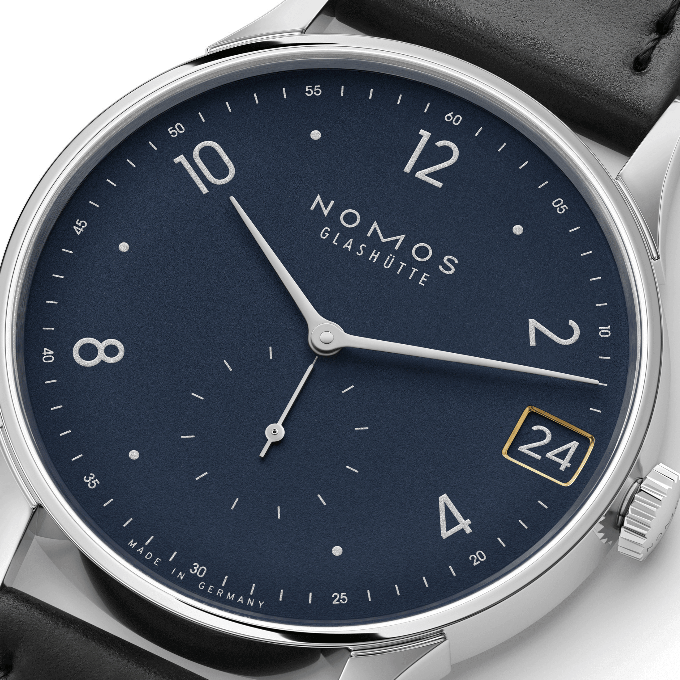 Montre NOMOS Minimatik 39 Date Blue automatique cadran bleu automatique bracelet cuir 39 mm