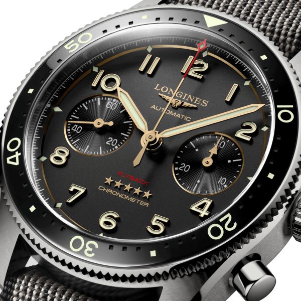 Montre Longines Spirit Flyback Titane automatique cadran anthracite bracelet NATO gris 42 mm L3.821.1.53.2