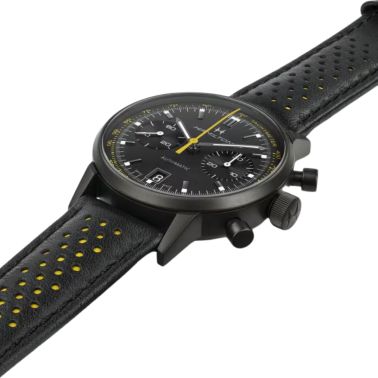 Montre Hamilton Intra-Matic automatique chronographe cadran noir bracelet cuir noir et jaune 40 mm