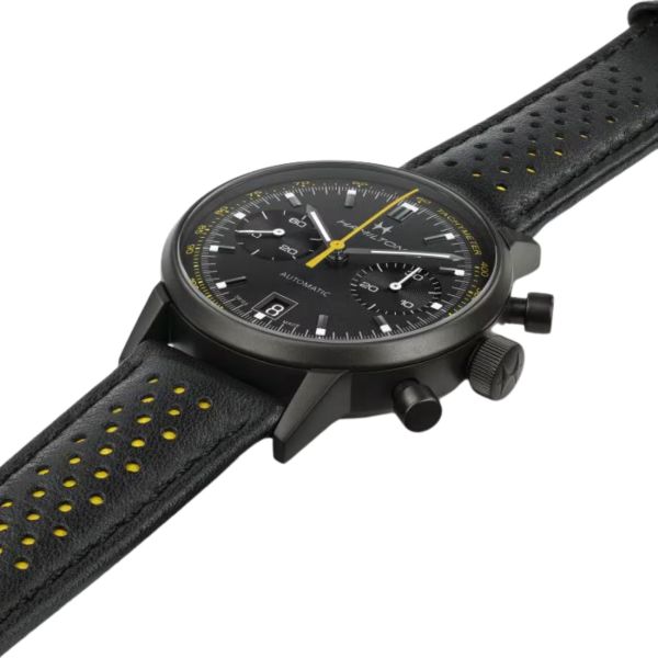 Montre Hamilton Intra-Matic automatique chronographe cadran noir bracelet cuir noir et jaune 40 mm